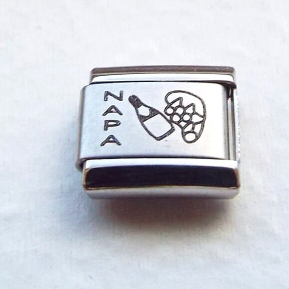 Napa and a wine bottle with grapes laser 9mm stainless steel Italian charm link - Picture 1 of 2